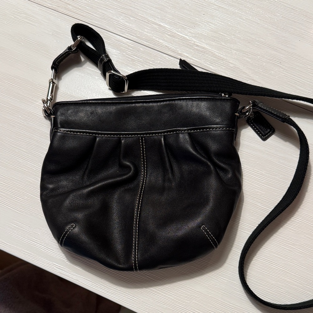 Coach Soho Black Leather Pleated Crossbody Swing Bag